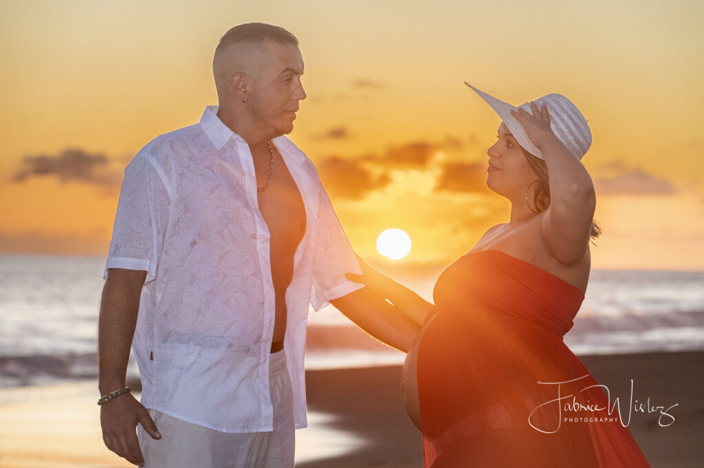 Julie et son homme ont était ravis de leur séance photo grossesse avec Fabrice Wislez photographe à l'île de la Réunion